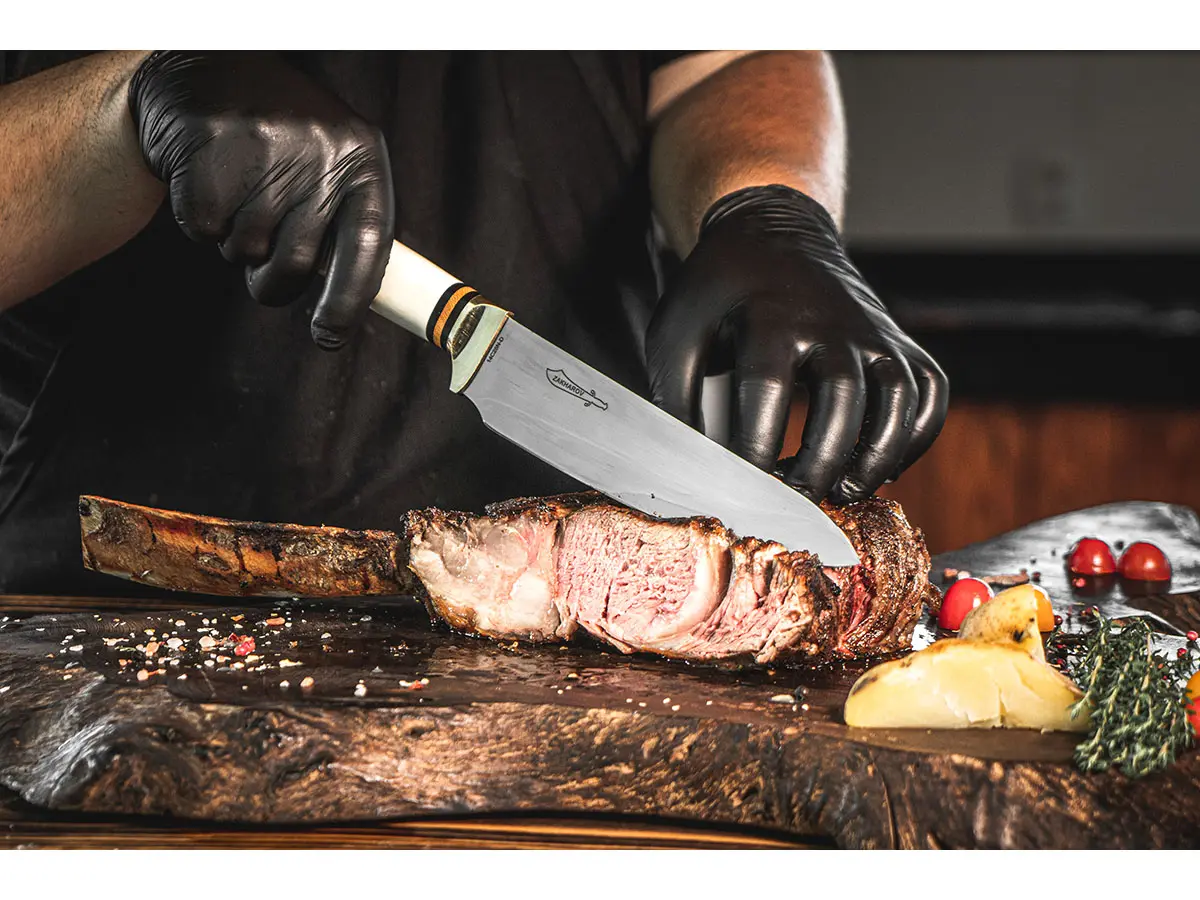 Facas de Cozinha para Diferentes Tipos de Carne: Quais Usar para Cada Tipo?