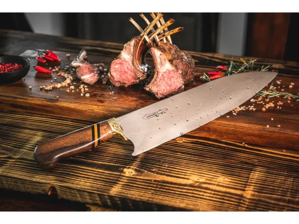 Facas para linguiça e cortes finos: o segredo da precisão.